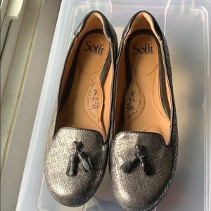 Sofft Flat loafers in metallic silver size US9.5